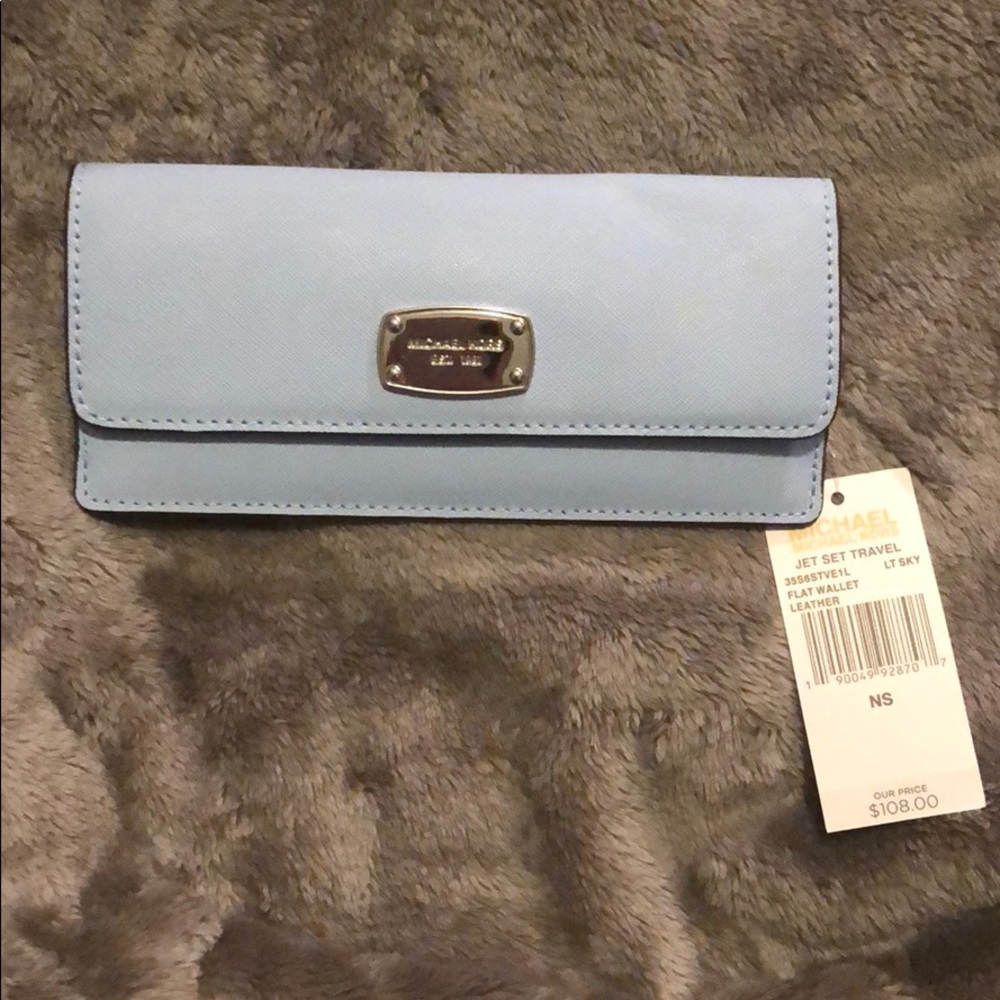 NEW Michael Kors Wallet